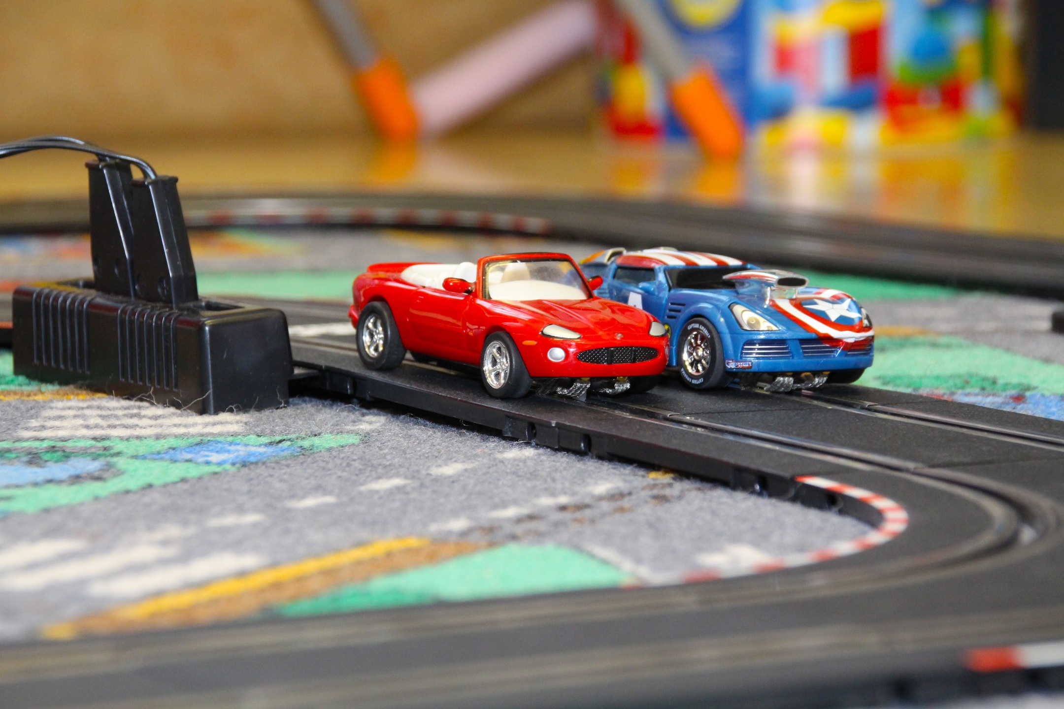 Al momento stai visualizzando Scale delle slot cars: una guida completa alle dimensioni e caratteristiche